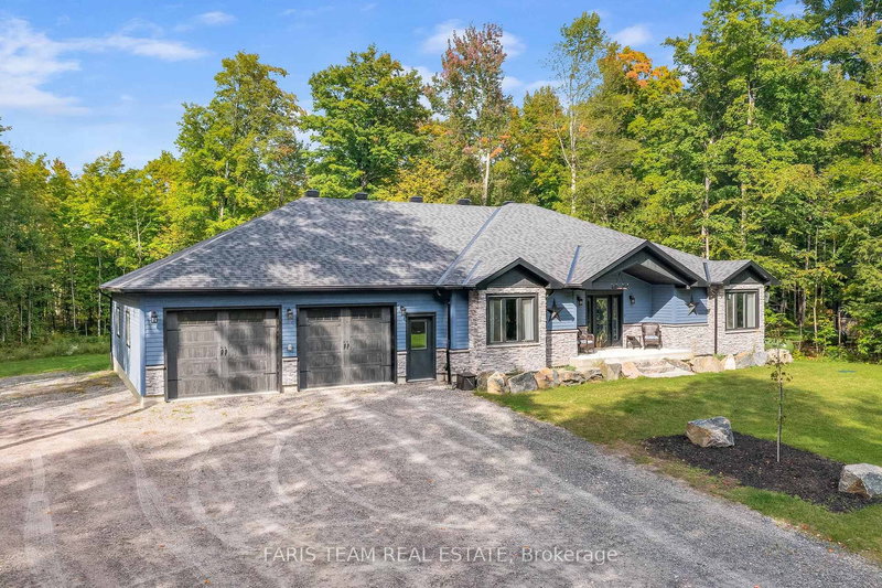 1068 Xavier St, Gravenhurst, P0E 1G0 | Image 2