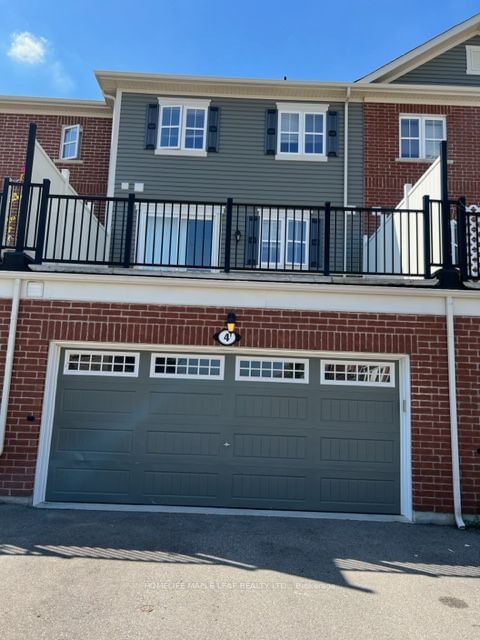 4 - 22 Spring Creek Drive