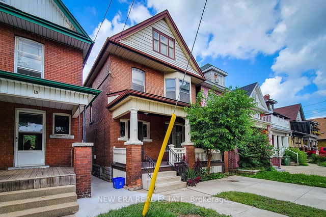 17 Barnesdale Avenue