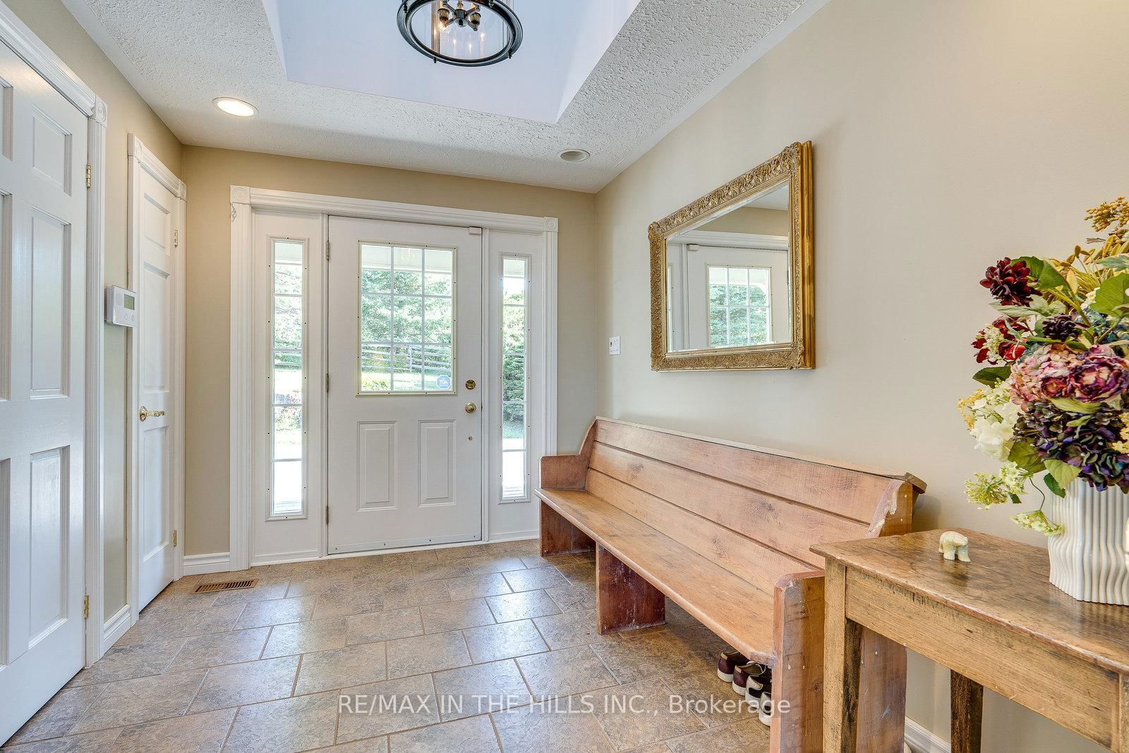 Detached House sold at 247515 5th Sideroad, Mono, Rural Mono, L9W 6K8 - MLS: X7020940