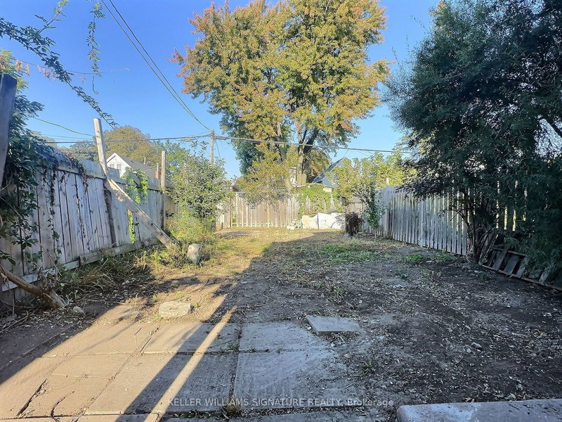 161 Weir St N, Hamilton, L8H 5G1 | Image 3