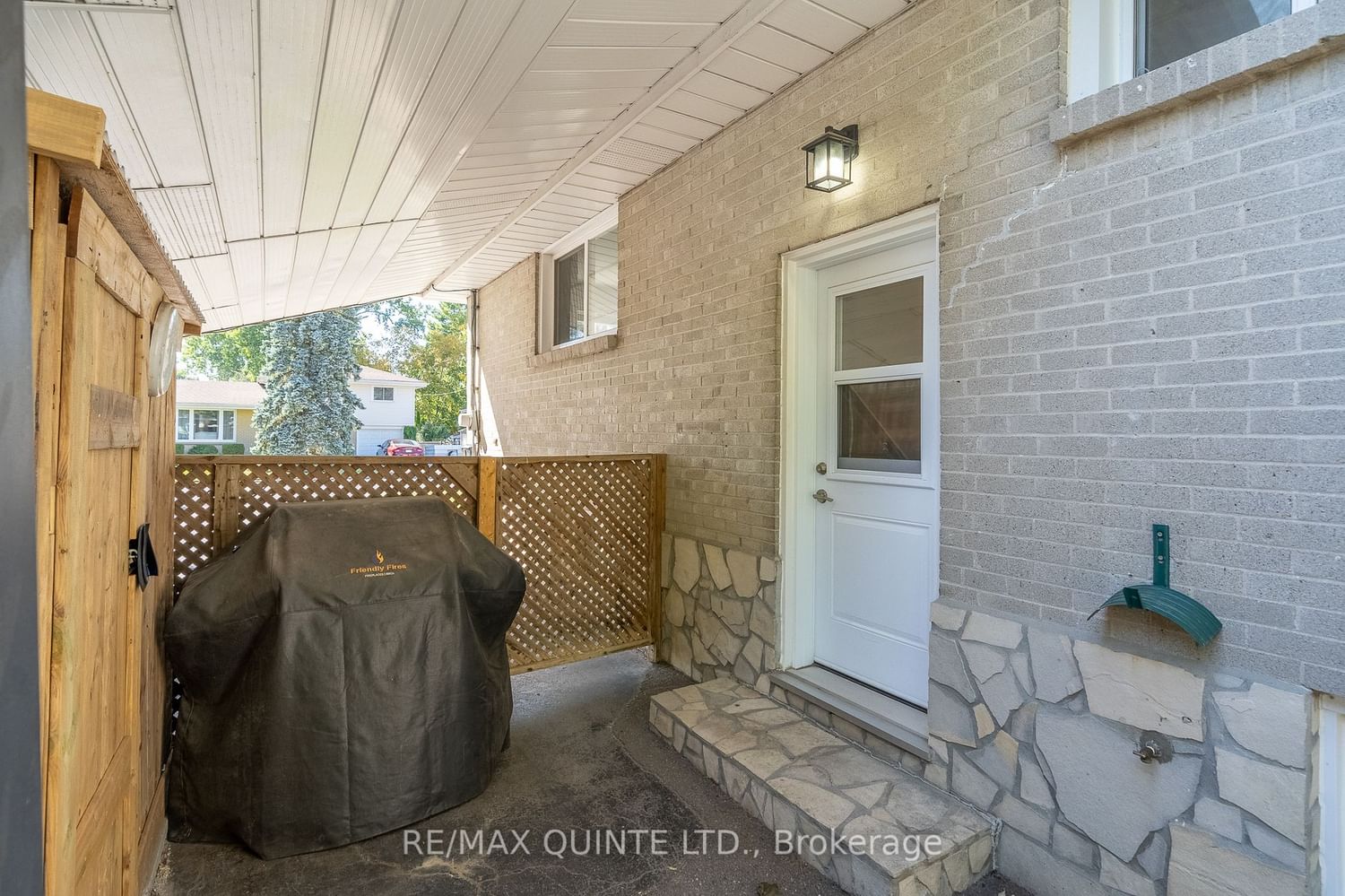 Listing Image 30