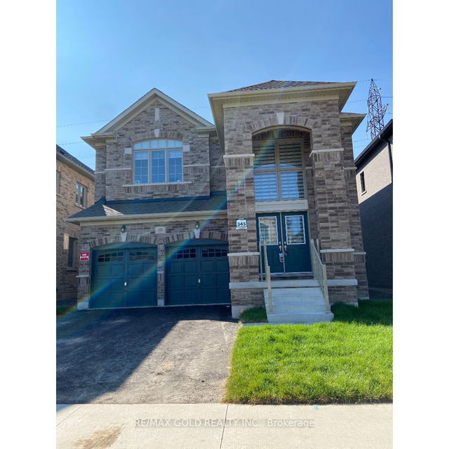 10 Cattail Crescent
