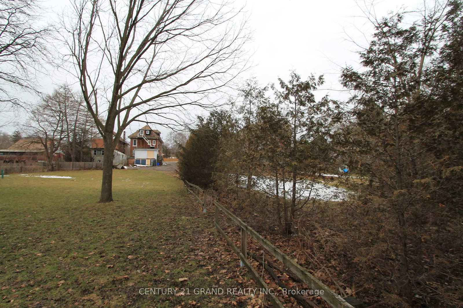 Listing Image 7