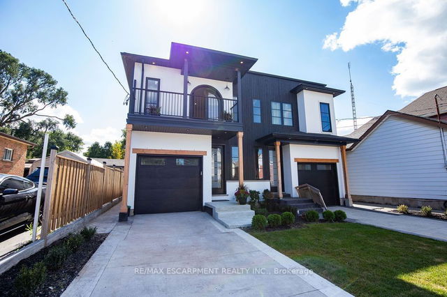200 Macauley Street
