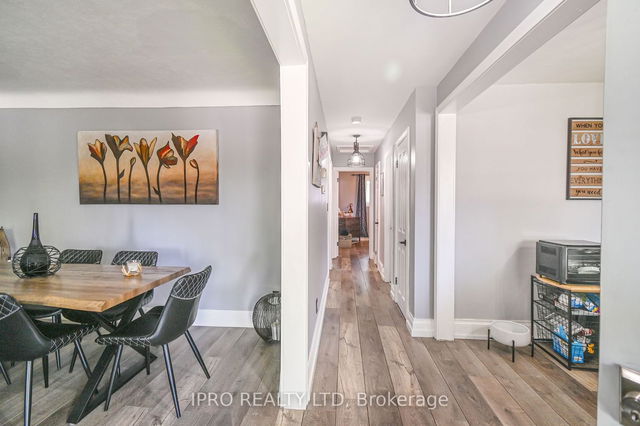 3106 Chipman Crescent