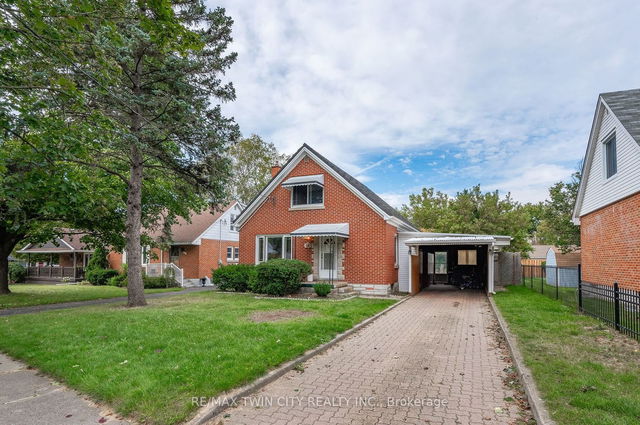 16 LAYTON Street