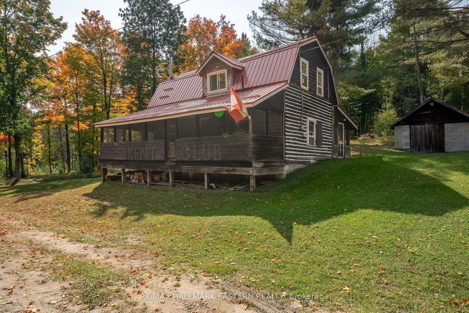 Detached House sold at 1031 Fishtail Lake Road, Dysart et al, Harcourt, K0L 1M0 - MLS: X7036938