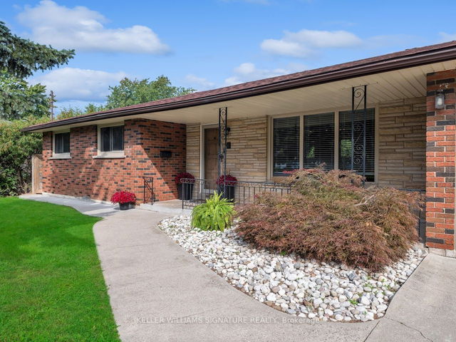 6 Hillview Drive