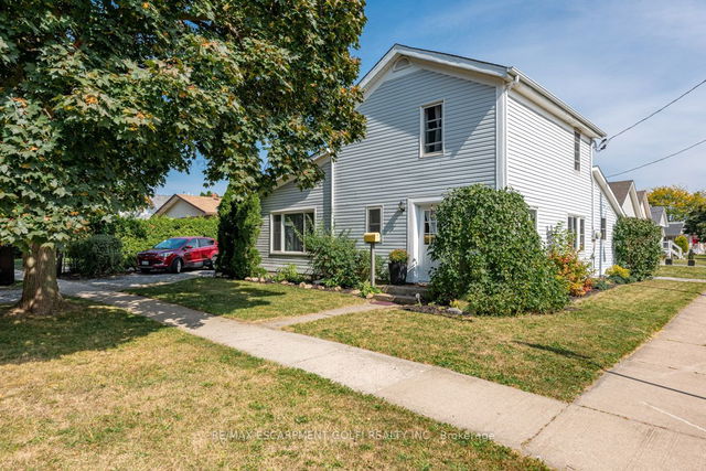 68 Rolls Avenue