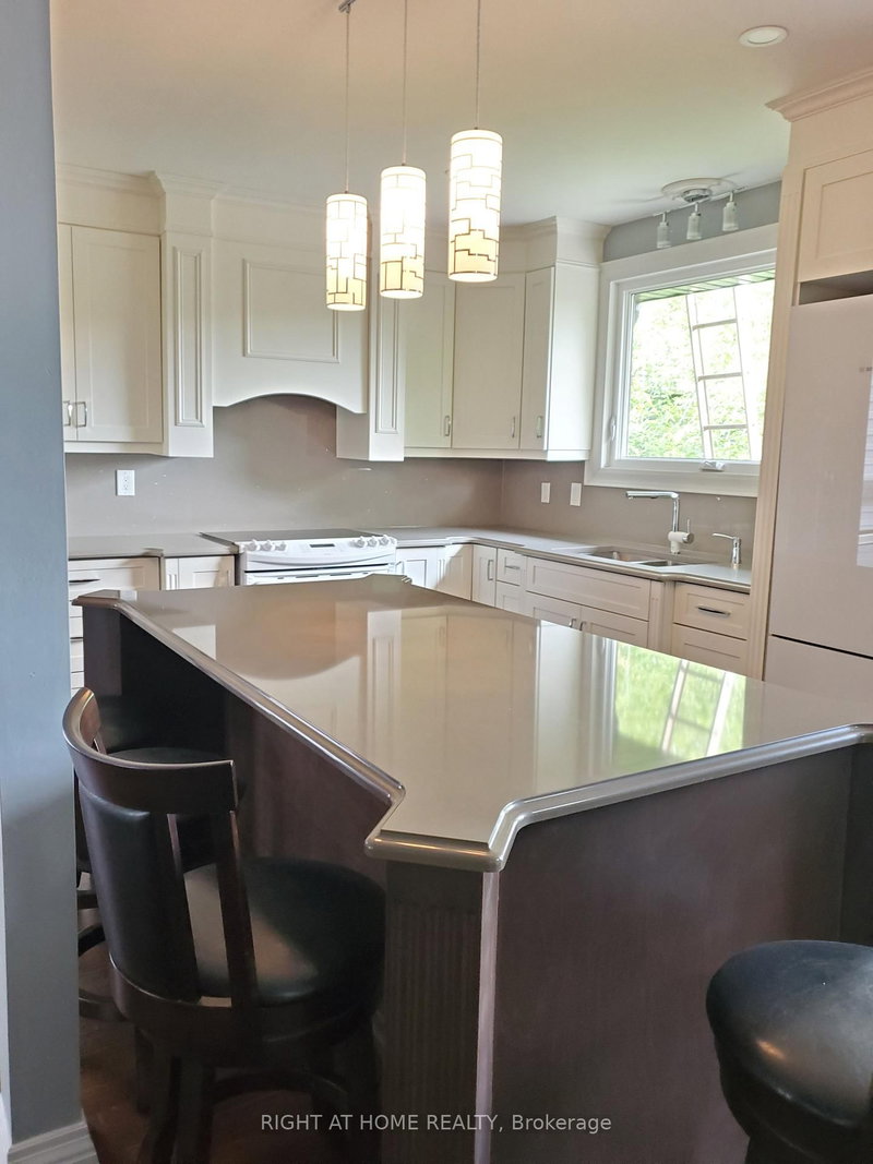 6015 Church's Lane, Niagara Falls, L2J 1Y9 | Image 3