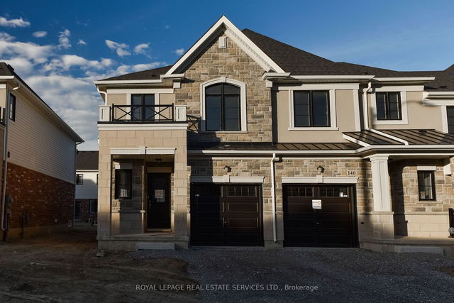 142 Aquasanta Crescent