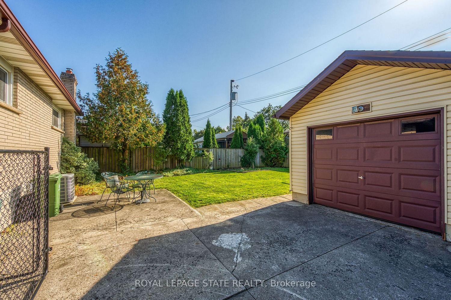 Listing Image 7