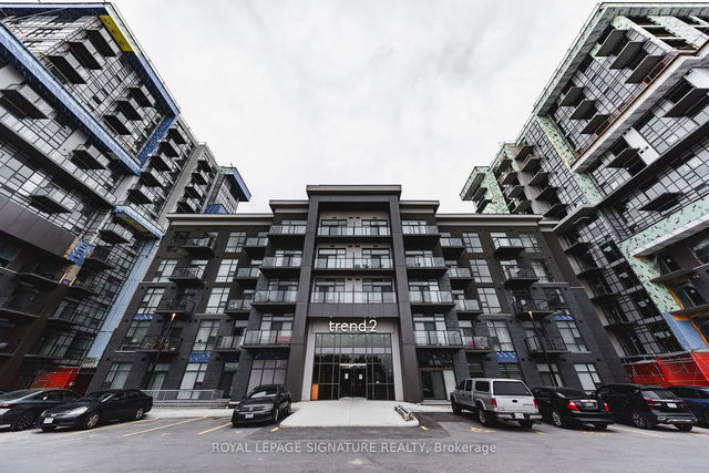 710 - 460 Dundas Street