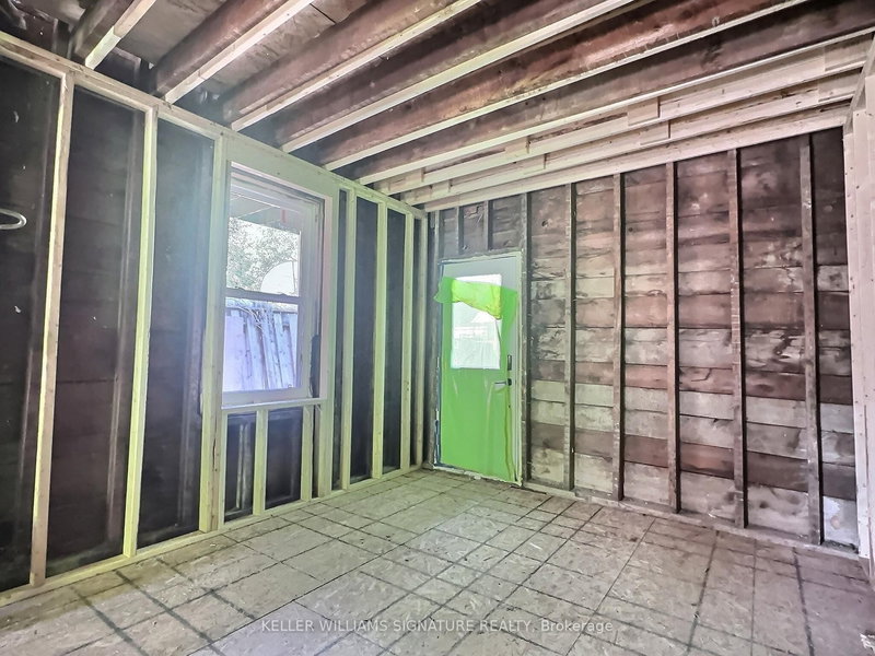 161 Weir St N, Hamilton, L8H 5G1 | Image 3