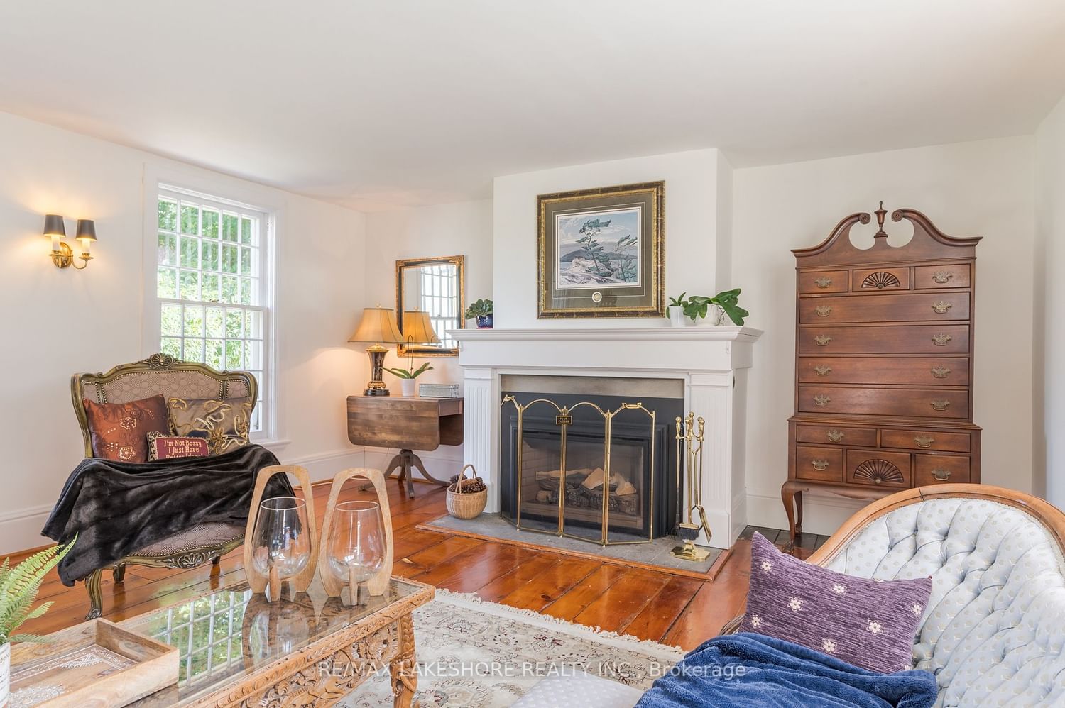 Listing Image 19