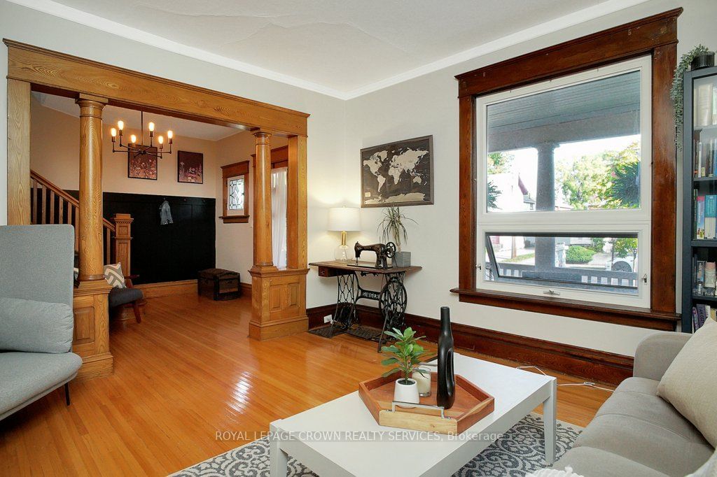 Listing Image 10