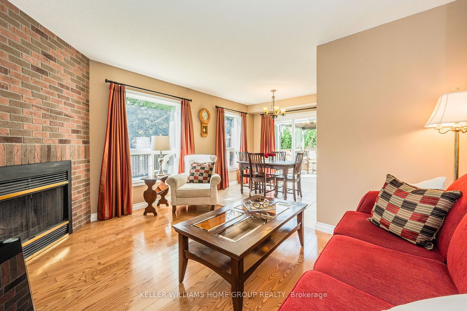 Listing Image 10