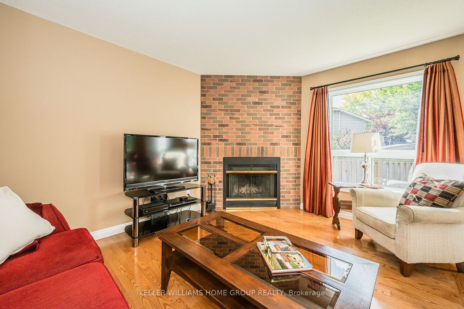 Listing Image 9