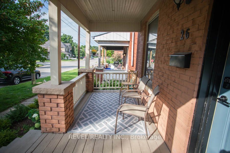 Listing photo 4