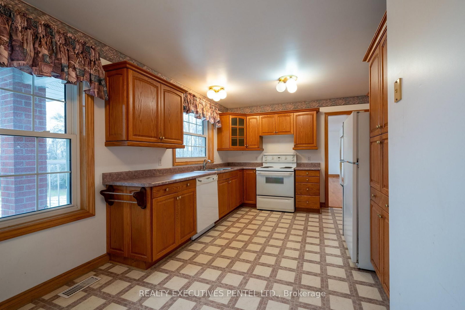 Listing Image 15