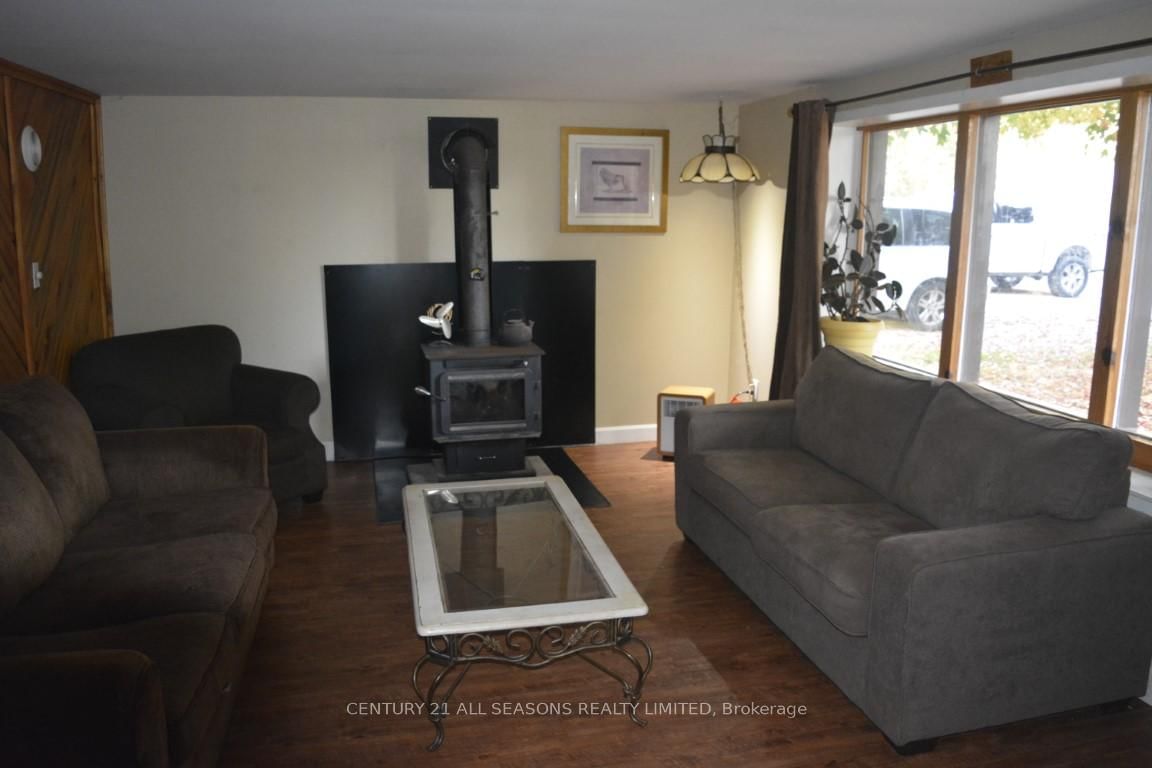 Listing Image 20