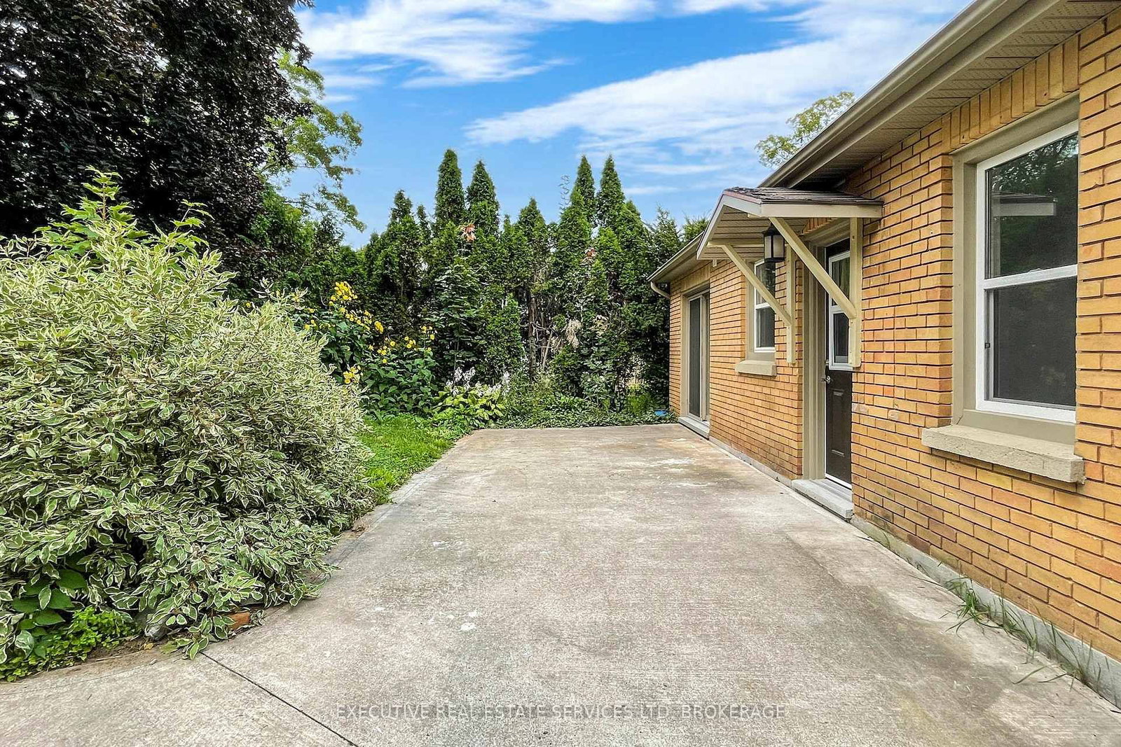 Listing Image 29