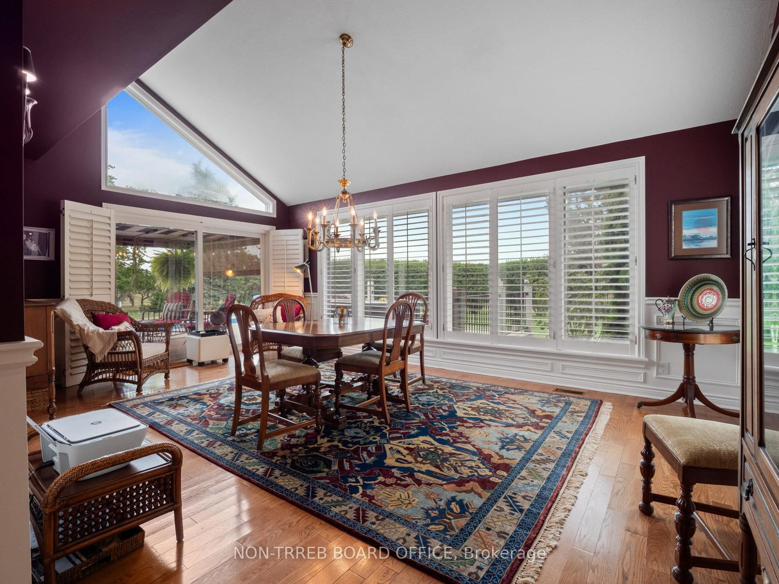 Listing Image 14