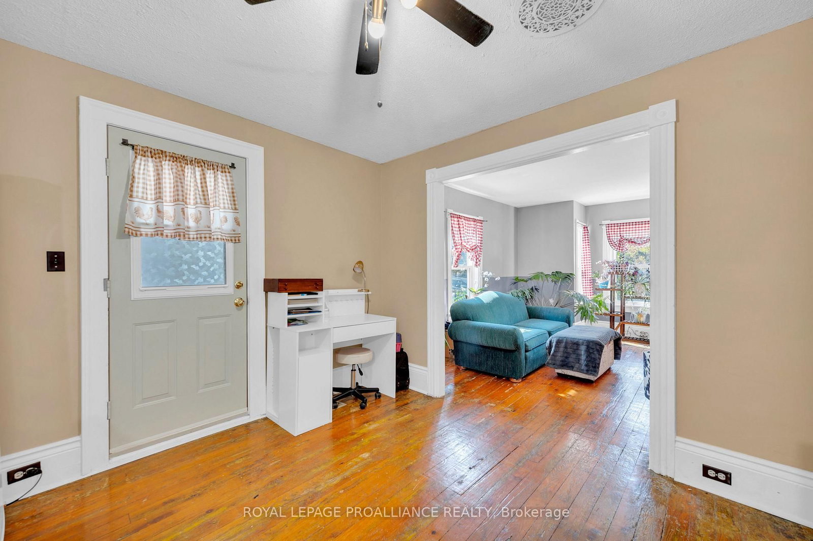 Listing Image 22