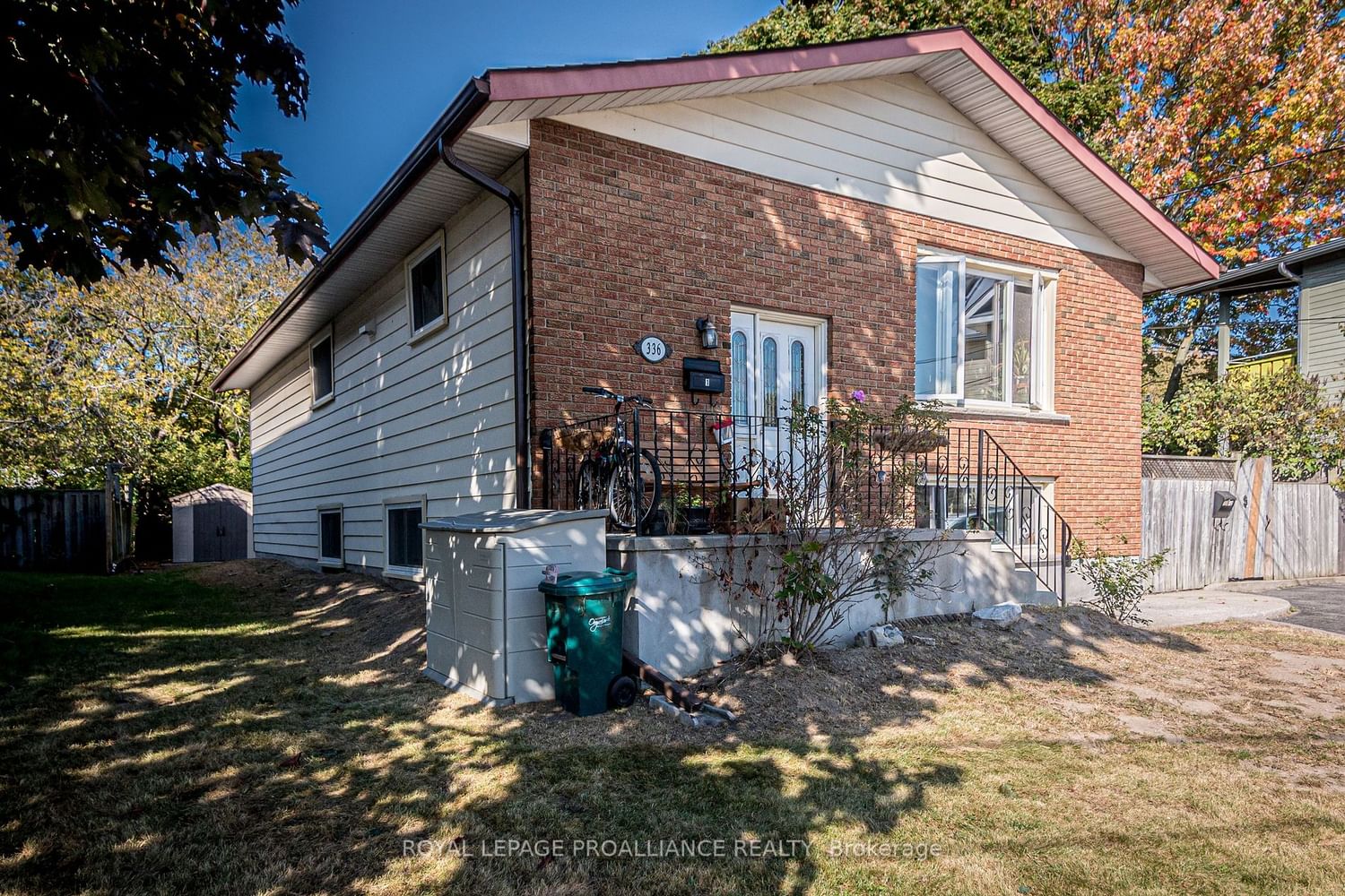 Listing Image 3