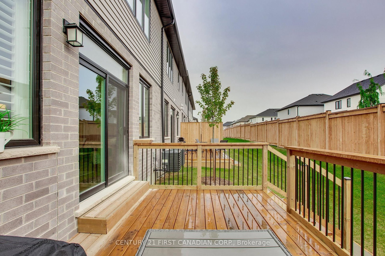 Listing Image 7