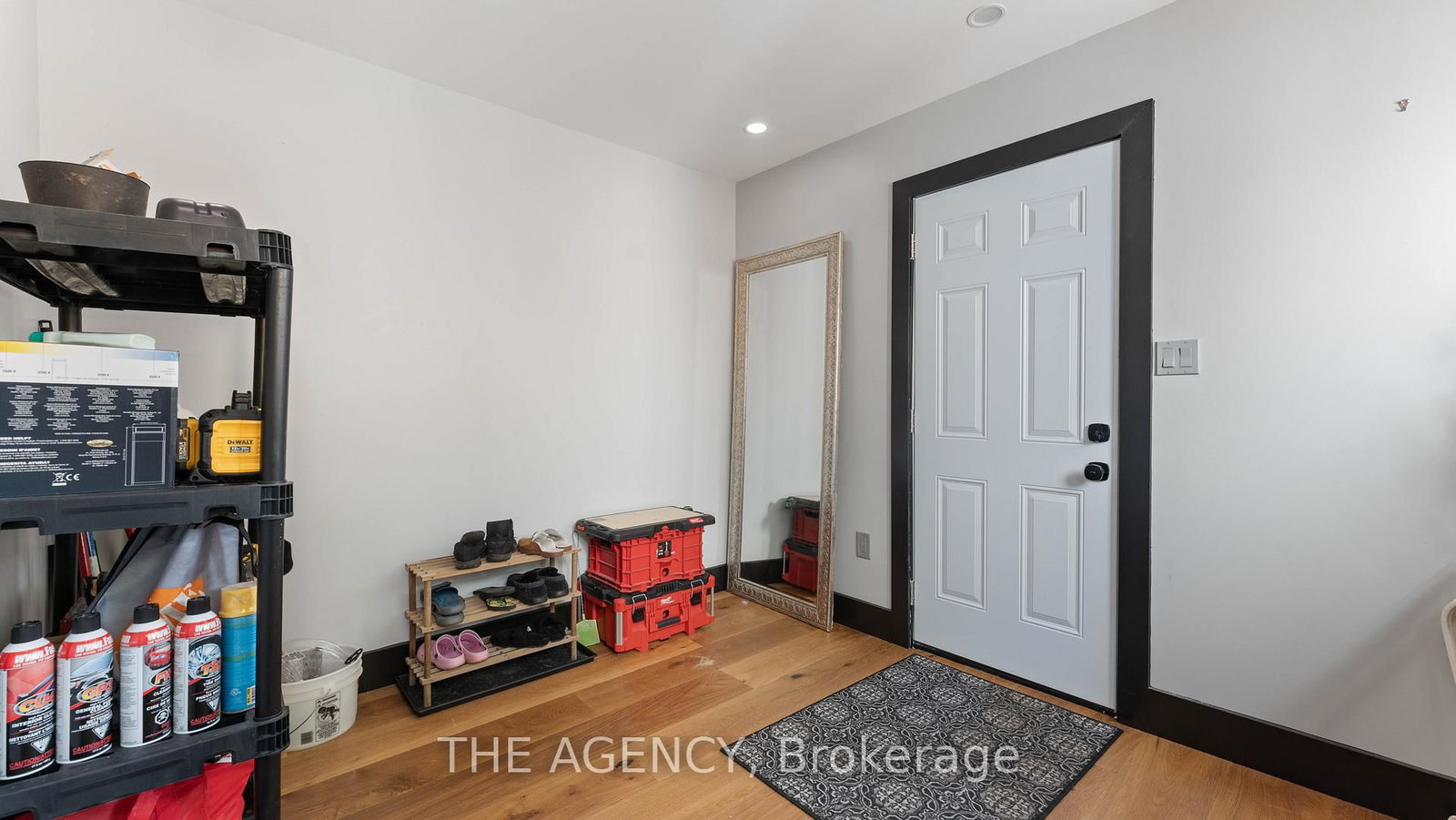 Listing Image 20