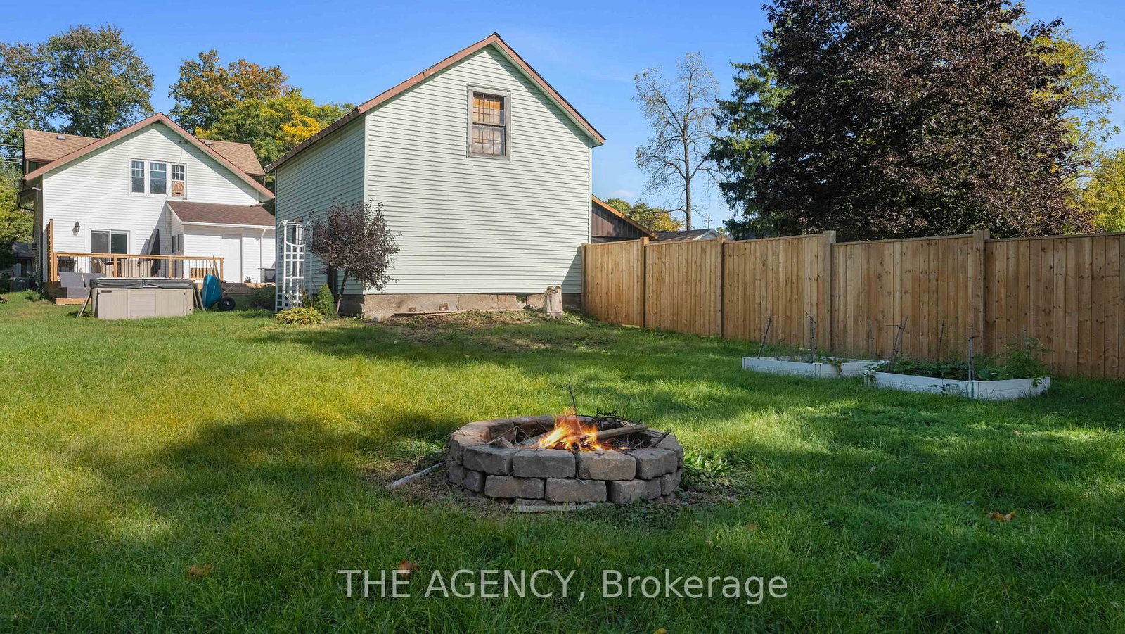 Listing Image 37