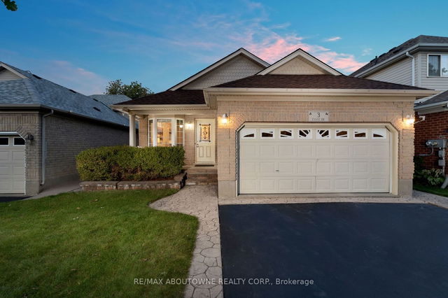 3 Evans Drive