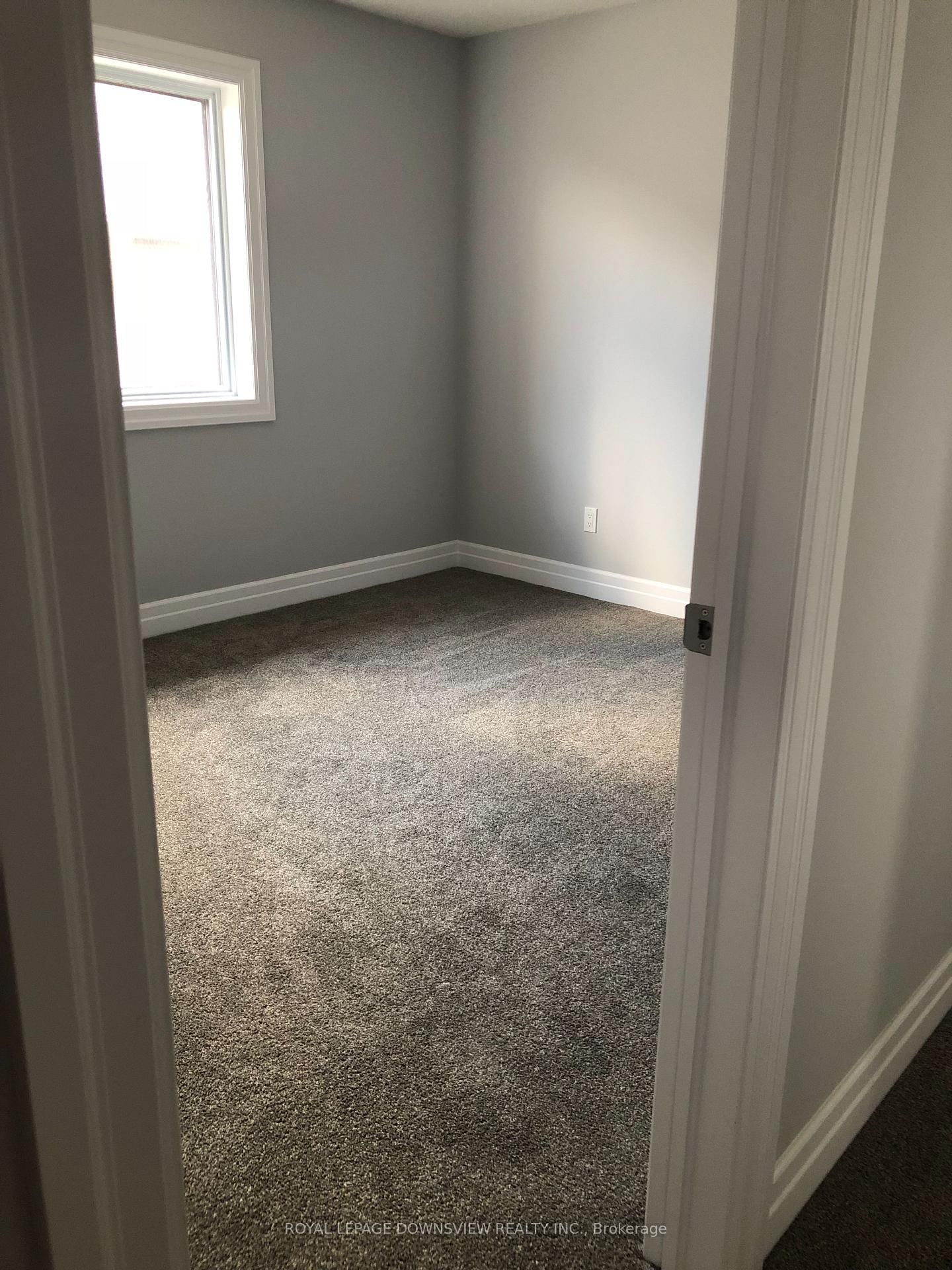 Listing Image 26