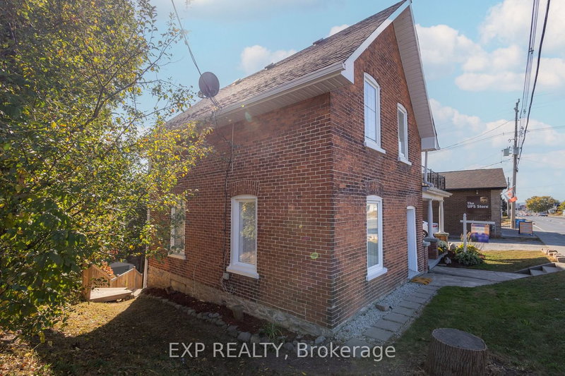 209 Dundas St E, Quinte West, K8V 1M1 | Image 3