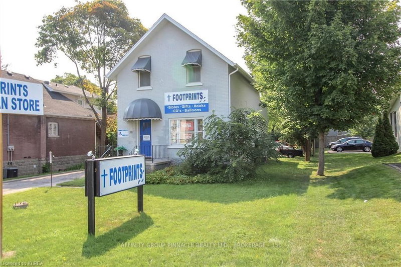 221 Kent St W, Kawartha Lakes, K9V 2Z1 | Image 3