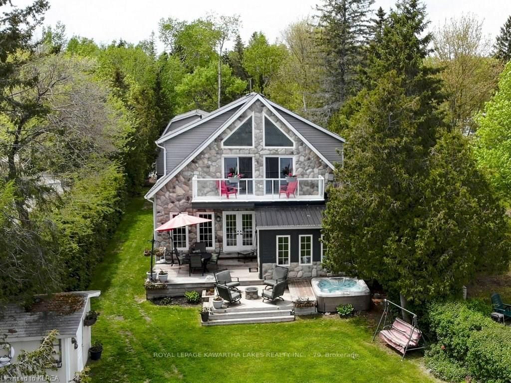 Listing Image 4