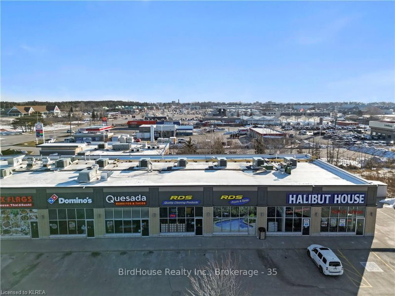 4 - 449 Kent St W, Kawartha Lakes, K9V 6C3 | Image 2