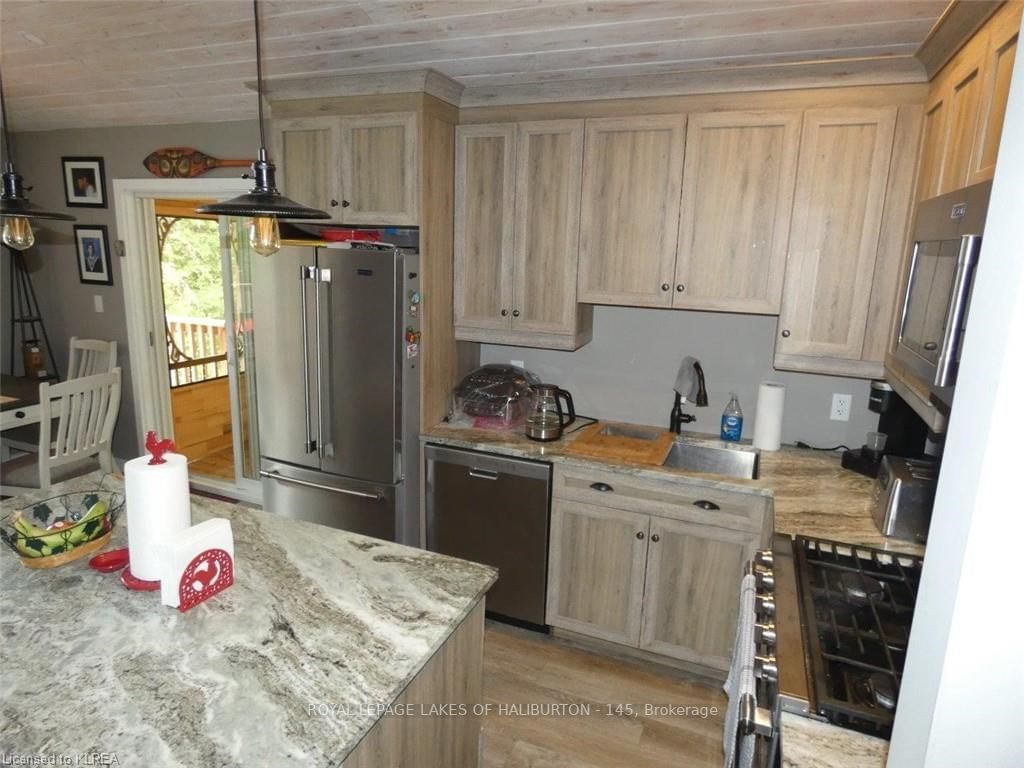 Listing Image 9