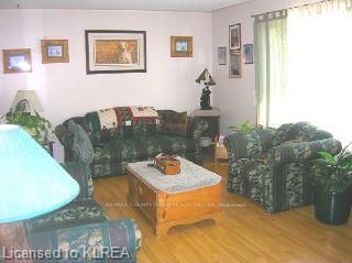 100 Francis St E, Kawartha Lakes, K0M 1N0 | Image 2