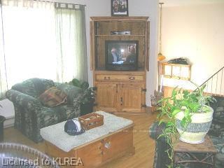 100 Francis St E, Kawartha Lakes, K0M 1N0 | Image 3