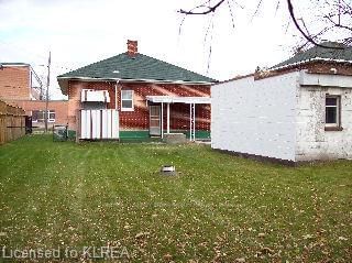 Listing Image 4