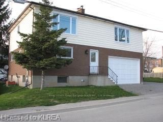 Detached House sold at 11 Mary Street, Kawartha Lakes, Omemee, K0L 2W0 - MLS: X7103684