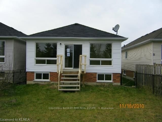 Listing Image 3