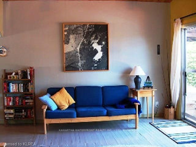 Listing Image 7