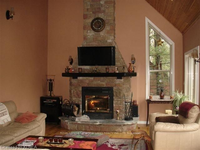 153 Stanley Rd, Kawartha Lakes, K0M 1B0 | Image 2