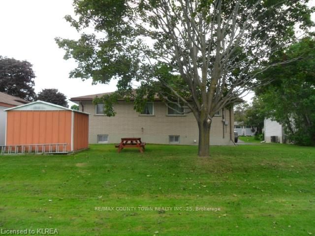 Listing Image 3
