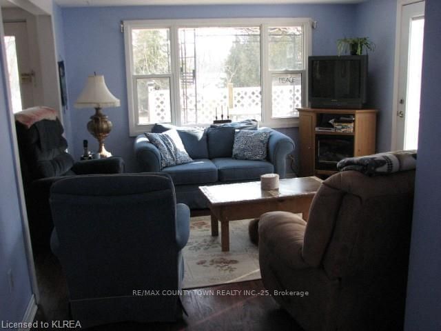 Listing Image 2