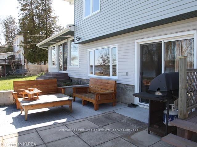 Listing Image 4